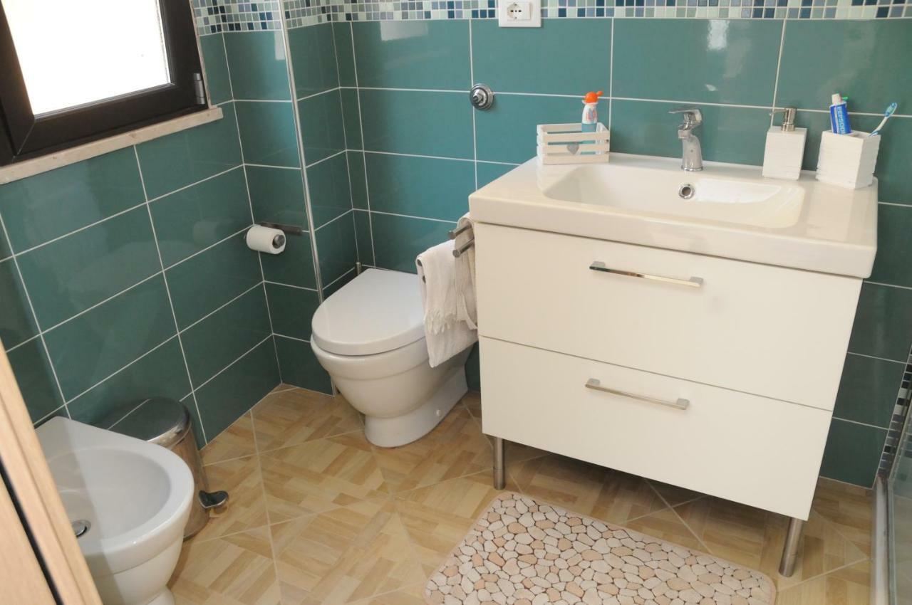 Casaleo Hotell Campofelice Di Roccella Exteriör bild