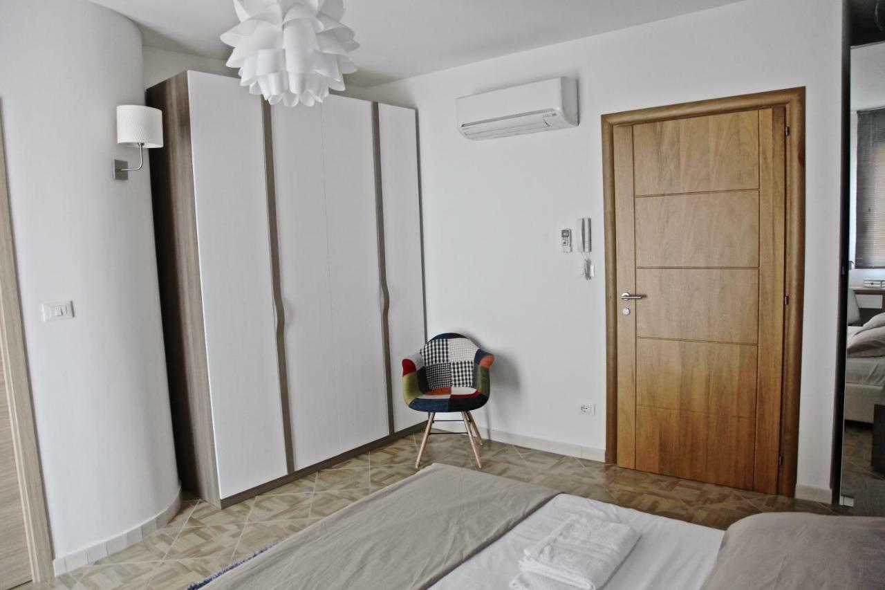 Casaleo Hotell Campofelice Di Roccella Exteriör bild