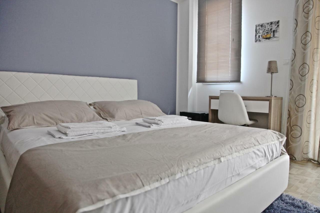 Casaleo Hotell Campofelice Di Roccella Exteriör bild